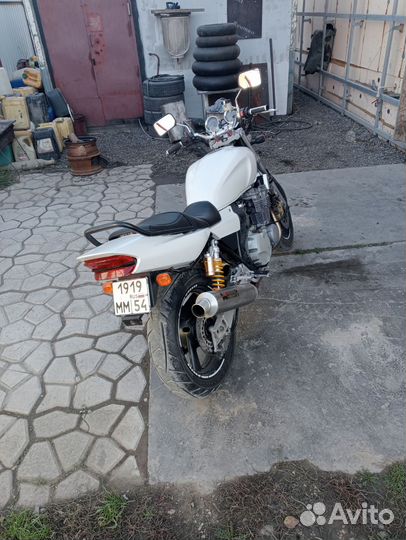 Продам Ямаху XJR 400