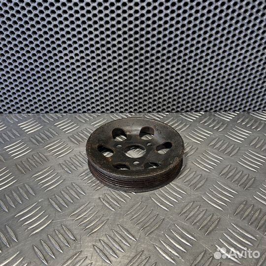 Шкив насоса гидроусилителя Audi A6