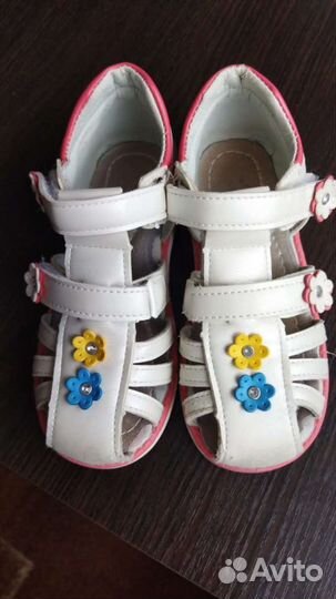 Босоножки для девочки