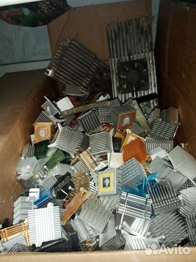 Радиатор чипсета материнской платы