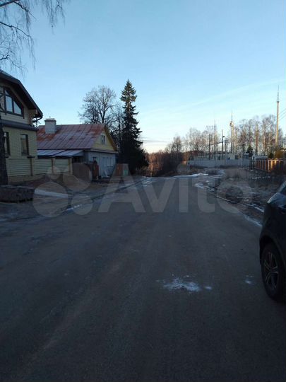 Дом 23 м² на участке 4 сот.