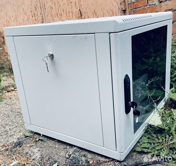 Шкаф телекоммуникационный настенный (600 480)