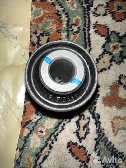 Сайлентблок рычага переднего верхнего Паджеро 3 4