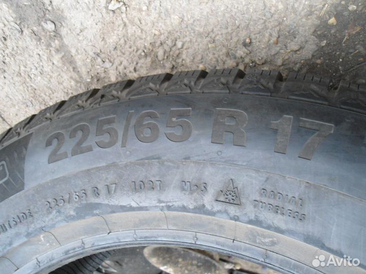 Continental ContiVikingContact 6 225/65 R17