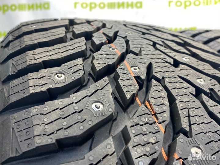 Nokian Tyres Hakkapeliitta 9 285/40 R22 110T