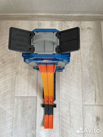 Гараж для автомобилей ход вилс