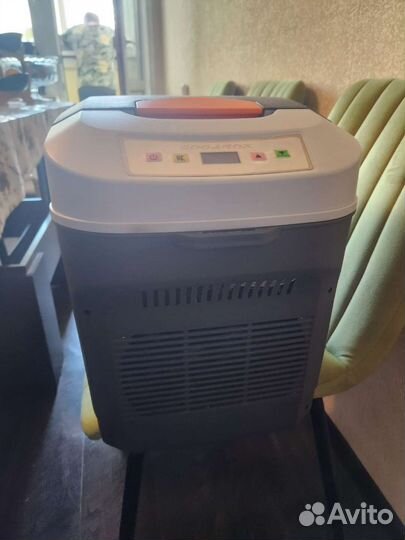 Автохолодильник термоэлектрический