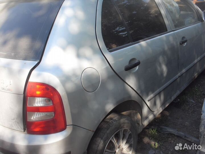 Крыло заднее правое 6Y6809606M Skoda Fabia