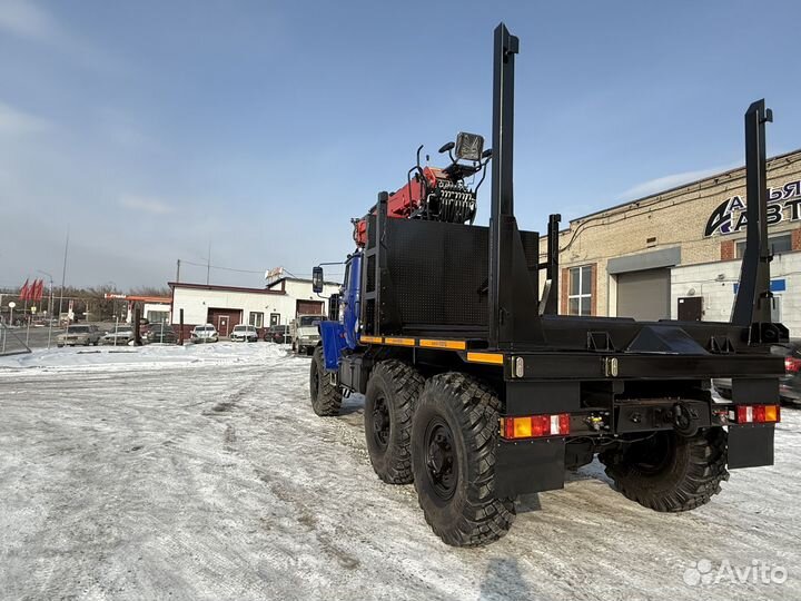 Лесовоз (сортиментовоз) Урал 5557 с КМУ Велмаш-С, 2007