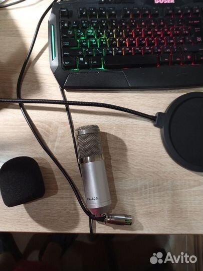 Микрофон студийный bm 800