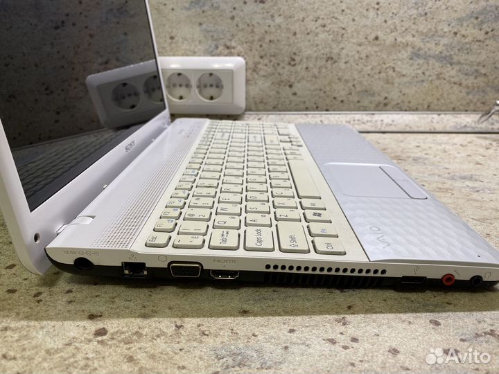 Почти как новый ноутбук Sony