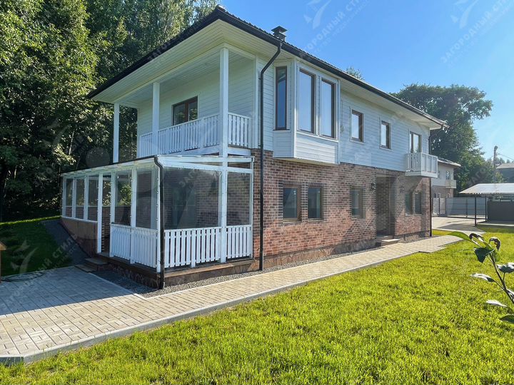 Коттедж 185 м² на участке 12,5 сот.