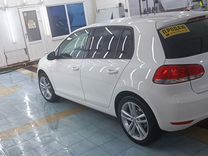 Volkswagen Golf 1.6 MT, 2009, 310 000 км, с пробегом, цена 850 000 руб.