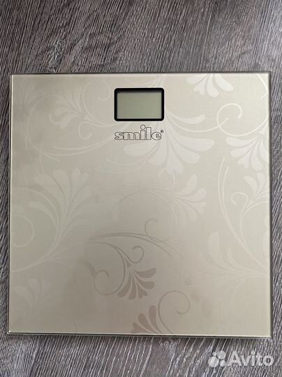 Весы напольные Smile PSE 3220