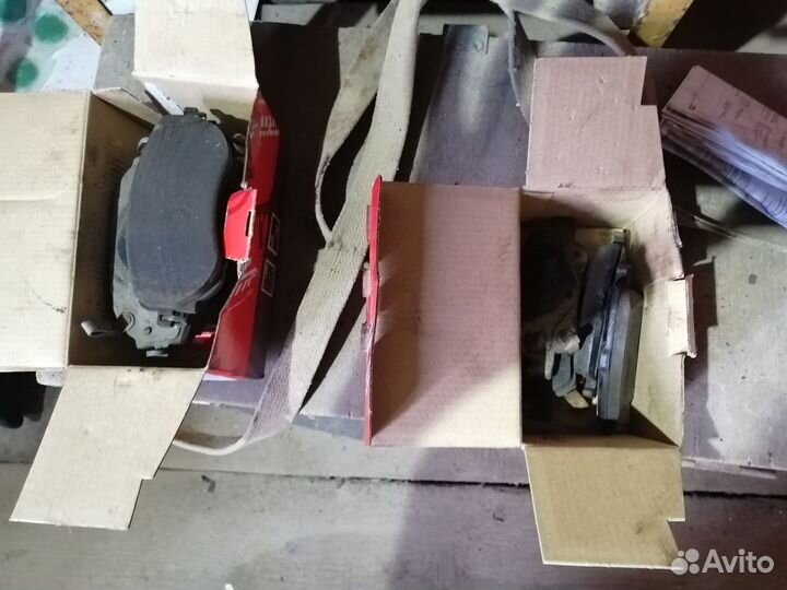 Колодки задние toyota corolla Е 180