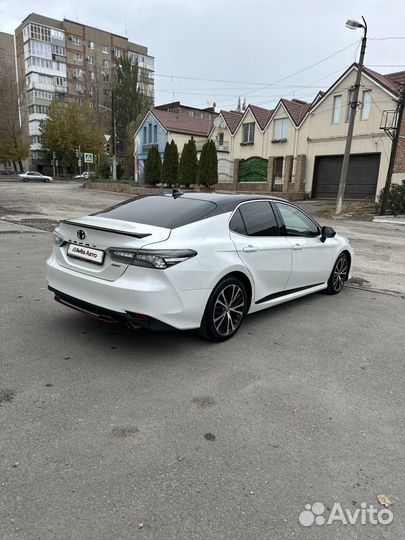 Toyota Camry 2.5 AT, 2020, 120 000 км