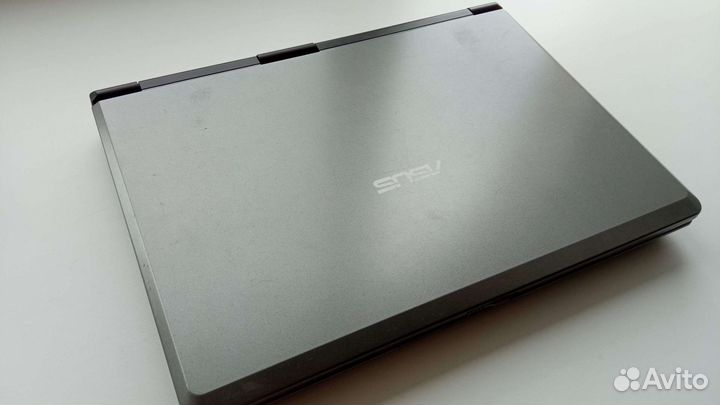 Ноутбук asus X51RL