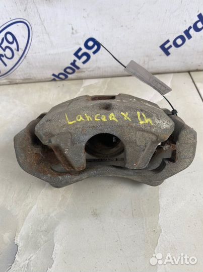 Суппорт передний левый Mitsubishi Lancer 10 CY