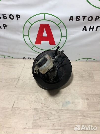 Главный тормозной цилиндр Mitsubishi Colt Z32A