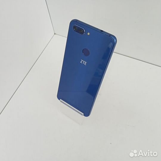 ZTE Blade V9, 4/64 ГБ