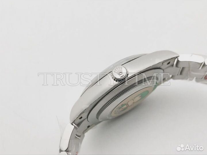 Часы Rolex Oyster Perpetual 36mm 126000-0006