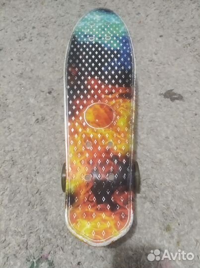 Скейтборд детский б/у колеса светятся (пенниборд)