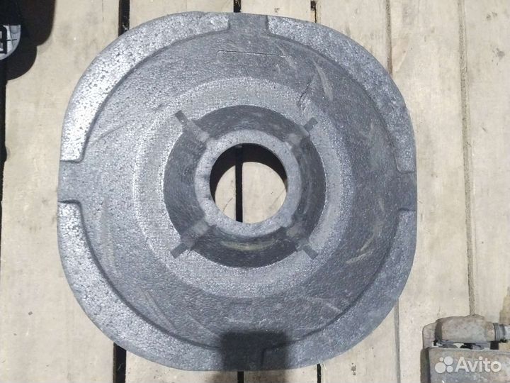 6477702090 Пол багажника Toyota Auris (E15)