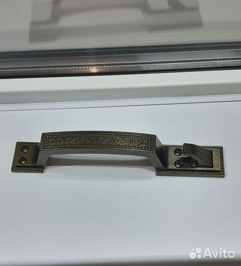 Ручка скоба с крючком