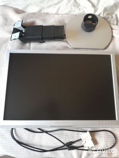 Монитор 24 1920х1200 Philips 240B1 MWB1240I