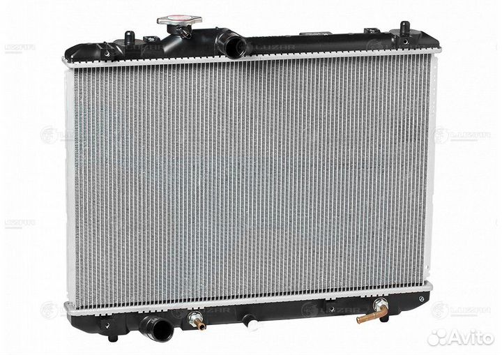Радиатор охлаждения Сузуки Свифт 05- АКПП