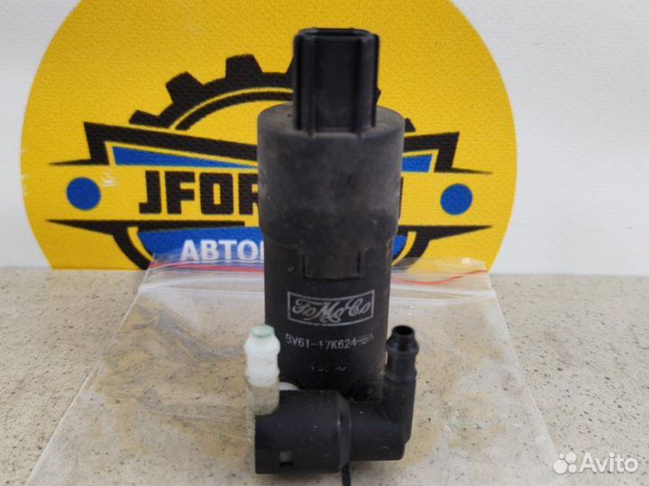 Моторчик бачка омывателя Ford Focus 3 CB8 2011