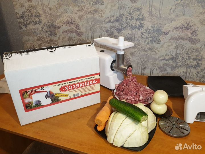 Электромясорубка 