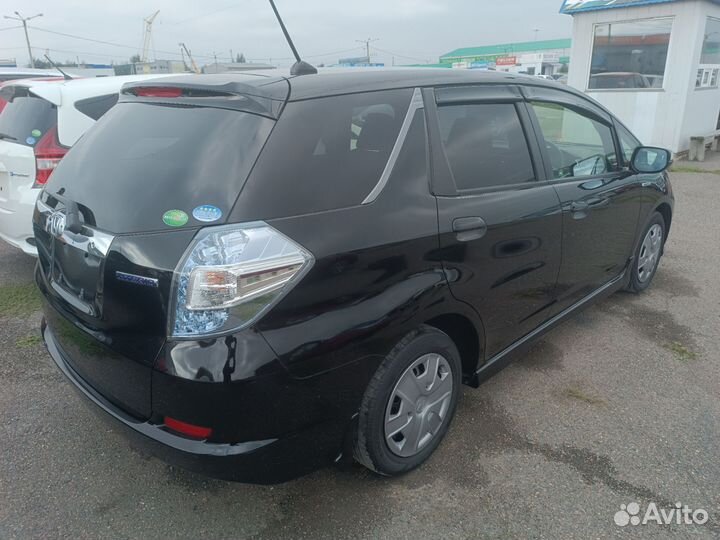 Honda Fit Shuttle 1.3 CVT, 2012, 98 000 км