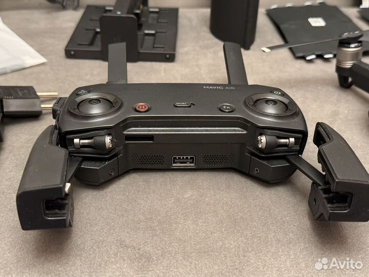 Квадрокоптер dji mavic air fly more combo