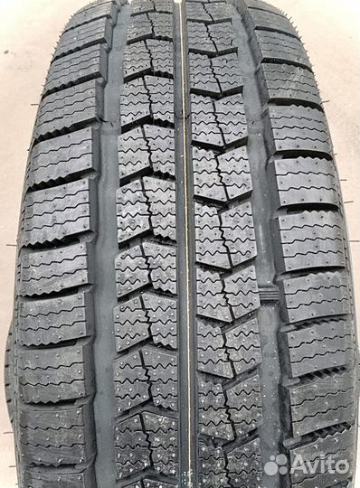 Nexen Winguard 215/70 R16C 108R