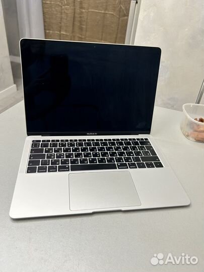 Ноутбук Apple Macbook Air 13(2018)