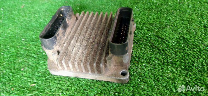 Блок управления двигателем Opel Zafira A X16XEL