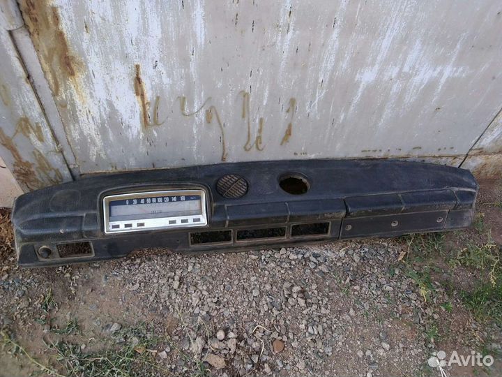 Понель приборов на Ваз 2101