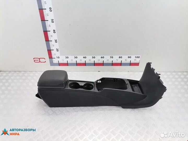 Консоль салона (центральная часть) Volvo S40 2