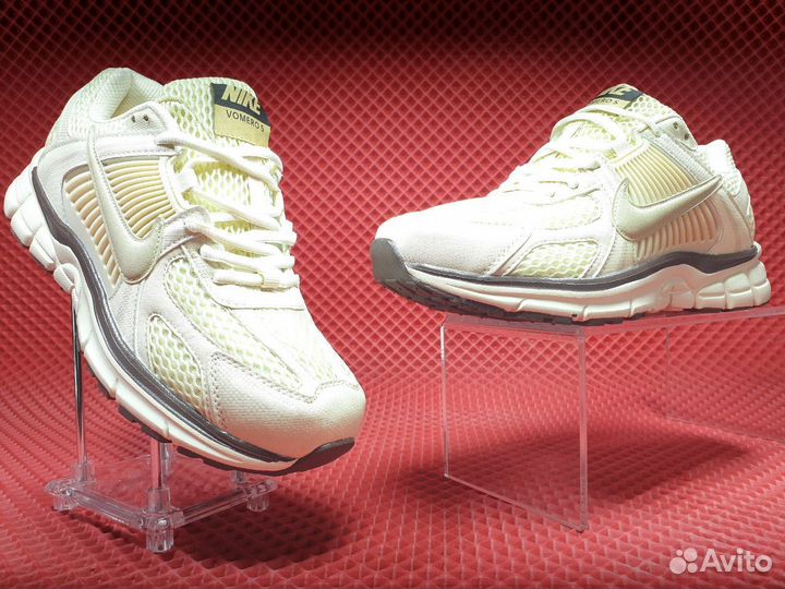 Мужские кроссовки Nike Vomero 5