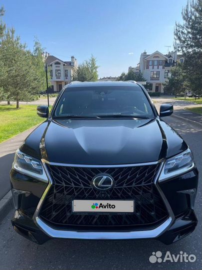 Lexus LX 5.7 AT, 2018, 140 000 км