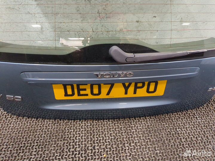 Крышка багажника Volvo V50