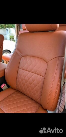 Сиденье комплект Toyota Land Cruiser J200