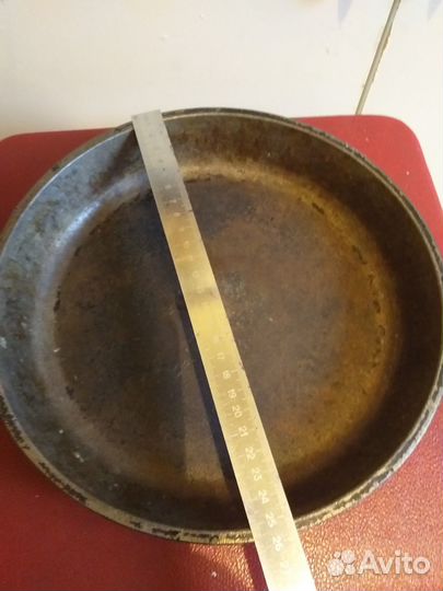 Чугунная сковорода 25 см