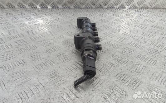 Топливная рампа дизельная volvo V70 3 (DEA34BB01)