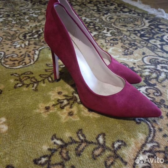 Туфли женские 41-42 размер на высоком каблуке