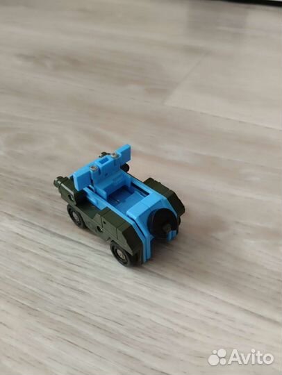 Игрушка робот трансформер