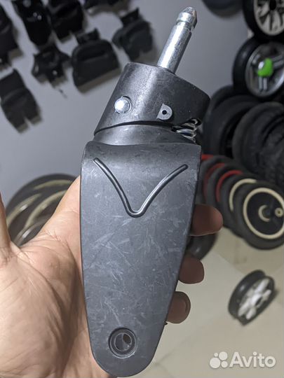 Вилка на детскую коляску люксмом и аналогов