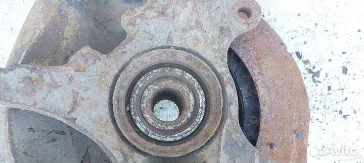 Ступица кулак передний левый Honda Civic 6