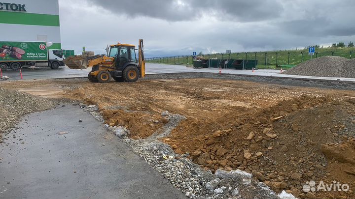 Аренда колесного экскаватора. Камаз щебень грунт